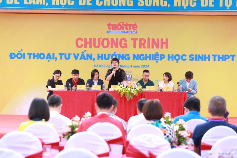 Hơn 1.000 học sinh được tư vấn hướng nghiệp trong lĩnh vực khoa học công nghệ